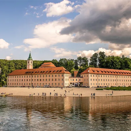 Han/Misafirhane Gaestehaus St. Georg - Weltenburger Klosterbetriebe Gmbh Kelheim