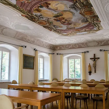 Gaestehaus St. Georg - Weltenburger Klosterbetriebe Gmbh Han/Misafirhane 3*