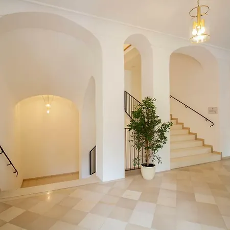 Gaestehaus St. Georg - Weltenburger Klosterbetriebe Gmbh Inn Kelheim