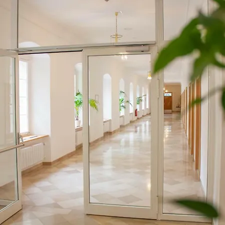 Gaestehaus St. Georg - Weltenburger Klosterbetriebe Gmbh Estalagem Kelheim