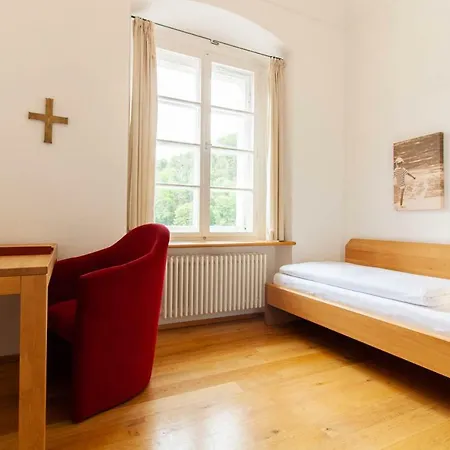 Gaestehaus St. Georg - Weltenburger Klosterbetriebe Gmbh 3*